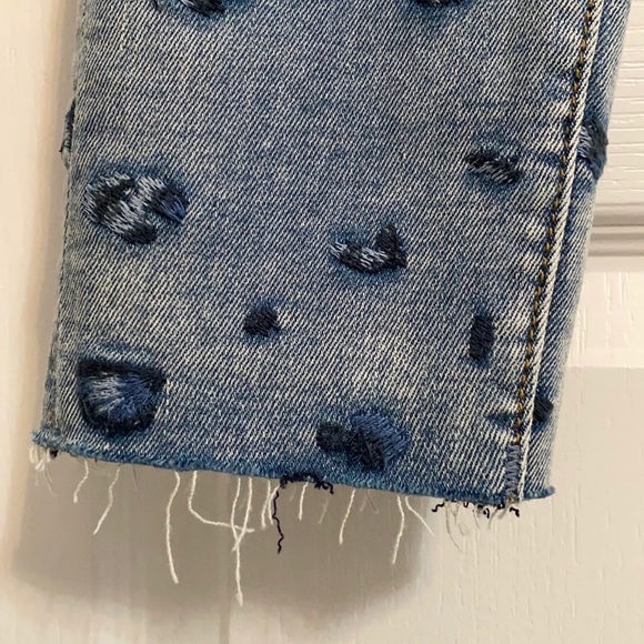 Aqua Embroidered Skinny Jeans - Picture 6 of 6